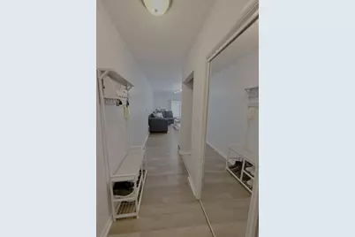 425 Wesley Avenue #102, Oak Park, IL 60302 - Photo 3