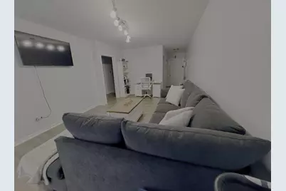 425 Wesley Avenue #102, Oak Park, IL 60302 - Photo 5