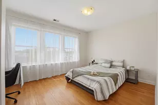 4900 Davis St, Skokie, IL 60077 - Photo 9