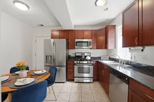 4900 Davis St, Skokie, IL 60077 - Photo 7