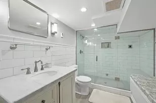 711 Clinton Ave, Oak Park, IL 60304 - Photo 19