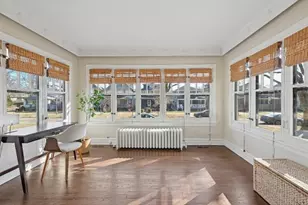 711 Clinton Ave, Oak Park, IL 60304 - Photo 5