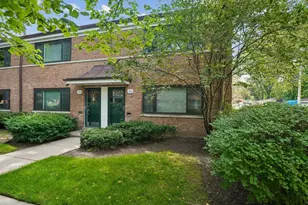 746 Dodge Ave, Evanston, IL 60202 - Photo 1