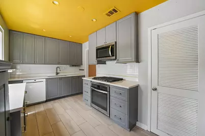 746 Dodge Avenue, Evanston, IL 60202 - Photo 3