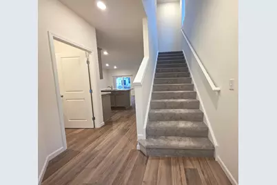 2272 Horseshoe Circle #09004, Naperville, IL 60564 - Photo 5