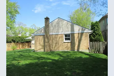 2307 Woodlawn Road, Northbrook, IL 60062 - Photo 7