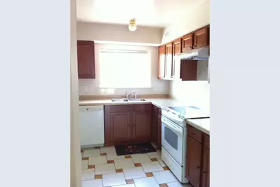 9368 Bay Colony Drive #2S, Des Plaines, IL 60016 - Photo 3