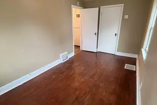 233 N Jones, Amboy, IL 61310 - Photo 5