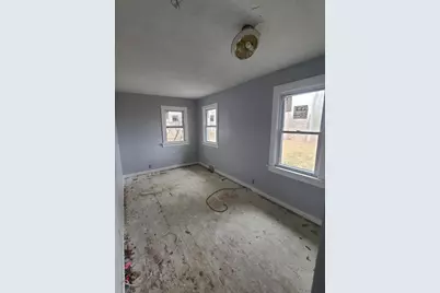 2122 Honore Avenue, North Chicago, IL 60064 - Photo 11