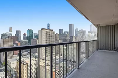 10 E Ontario Street #3512, Chicago, IL 60611 - Photo 13