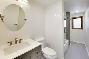 1209 E Davis Street E, Arlington Heights, IL 60005 - Photo 11