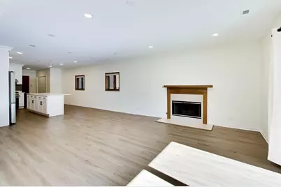 1209 E Davis Street E #1, Arlington Heights, IL 60005 - Photo 7