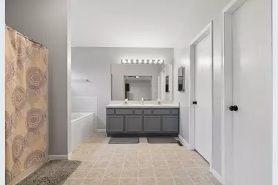 2401 Red Oak Court, Plainfield, IL 60586 - Photo 15