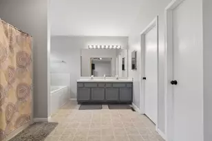 2401 Red Oak Ct, Plainfield, IL 60586 - Photo 15