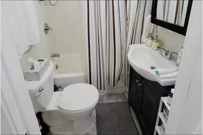 648 W Roscoe Street #NGD, Chicago, IL 60657 - Photo 7