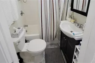 648 W Roscoe St, Chicago, IL 60657 - Photo 7