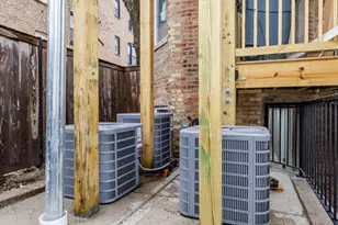 1544 S Sawyer Ave, Chicago, IL 60623 - Photo 33