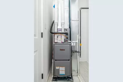 1544 S Sawyer Avenue, Chicago, IL 60623 - Photo 9