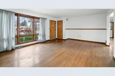 750 Bishop Court, Bradley, IL 60915 - Photo 3