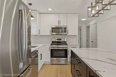 5831 W 81st Place, Burbank, IL 60459 - Photo 13