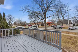 5831 W 81st Pl, Burbank, IL 60459 - Photo 5