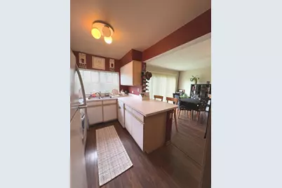 2038 College Green Drive, Elgin, IL 60123 - Photo 5