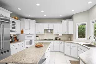 2711 Deering Bay Dr, Naperville, IL 60564 - Photo 31