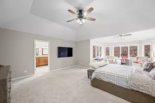 2711 Deering Bay Dr, Naperville, IL 60564 - Photo 39