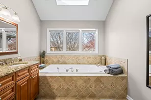 2711 Deering Bay Dr, Naperville, IL 60564 - Photo 43