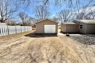 329 Obispo Ave, Machesney Park, IL 61115 - Photo 19