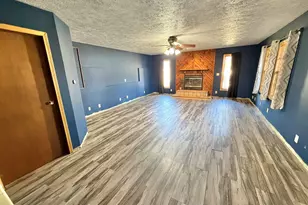 329 Obispo Ave, Machesney Park, IL 61115 - Photo 5