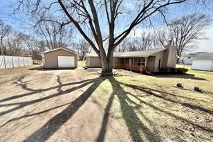 329 Obispo Ave, Machesney Park, IL 61115 - Photo 1