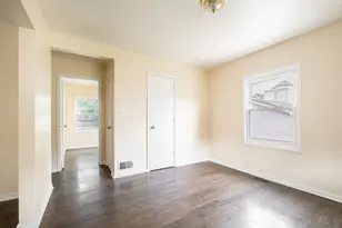 12416 S Princeton Ave, Chicago, IL 60628 - Photo 9