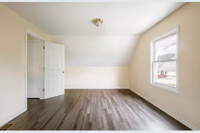 12416 S Princeton Avenue, Chicago, IL 60628 - Photo 17