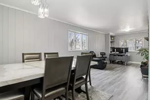 1625 Dennison Rd, Hoffman Estates, IL 60169 - Photo 7