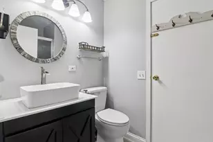 1625 Dennison Rd, Hoffman Estates, IL 60169 - Photo 21