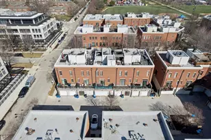 943 W College Pkwy, Chicago, IL 60608 - Photo 19