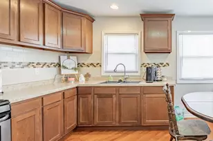 1103 Elgin Ave, Joliet, IL 60432 - Photo 7