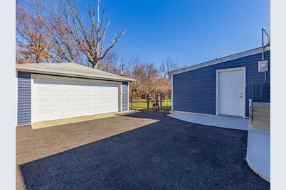 1103 Elgin Avenue, Joliet, IL 60432 - Photo 17