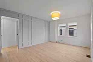 2718 W 96th Pl, Evergreen Park, IL 60805 - Photo 3