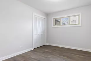 377 Wilshire St, Park Forest, IL 60466 - Photo 11