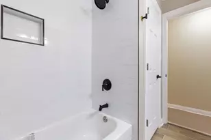 377 Wilshire St, Park Forest, IL 60466 - Photo 17