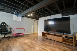 13210 S Carondolet Ave, Chicago, IL 60633 - Photo 15