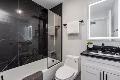 9132 Lincolnwood Drive, Evanston, IL 60203 - Photo 5