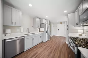 703 Westmere Rd, Des Plaines, IL 60016 - Photo 9