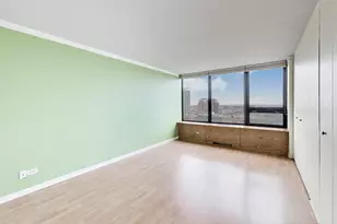 3930 N Pine Grove Ave, Chicago, IL 60613 - Photo 15