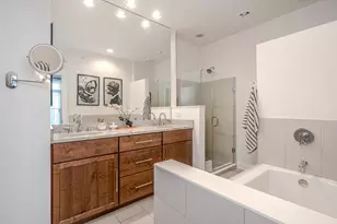 3024 W Newport Ave, Chicago, IL 60618 - Photo 21