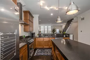 3024 W Newport Ave, Chicago, IL 60618 - Photo 9