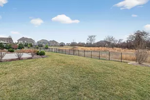 13751 Buchanan Dr, Lemont, IL 60439 - Photo 29