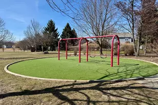 92 Foxboro Ln, Gurnee, IL 60031 - Photo 43